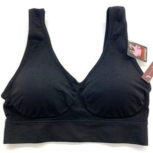 Comfortable Seamless Black Sport Bra